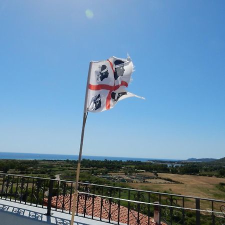 B&B Eleonora D'Arborea, Centro Storico Posada  Luaran gambar