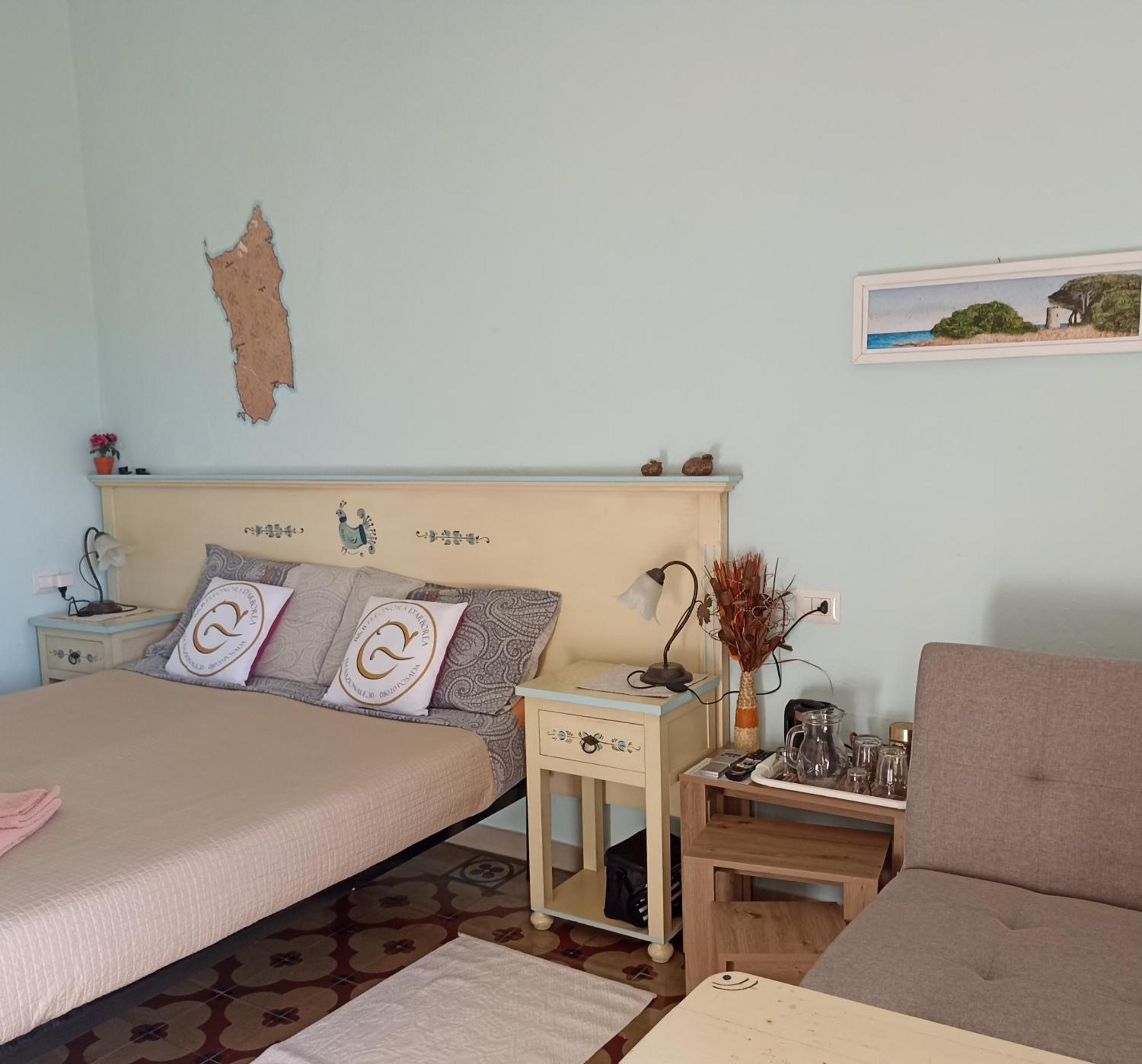B&B Eleonora D'Arborea, Centro Storico Posada  Luaran gambar