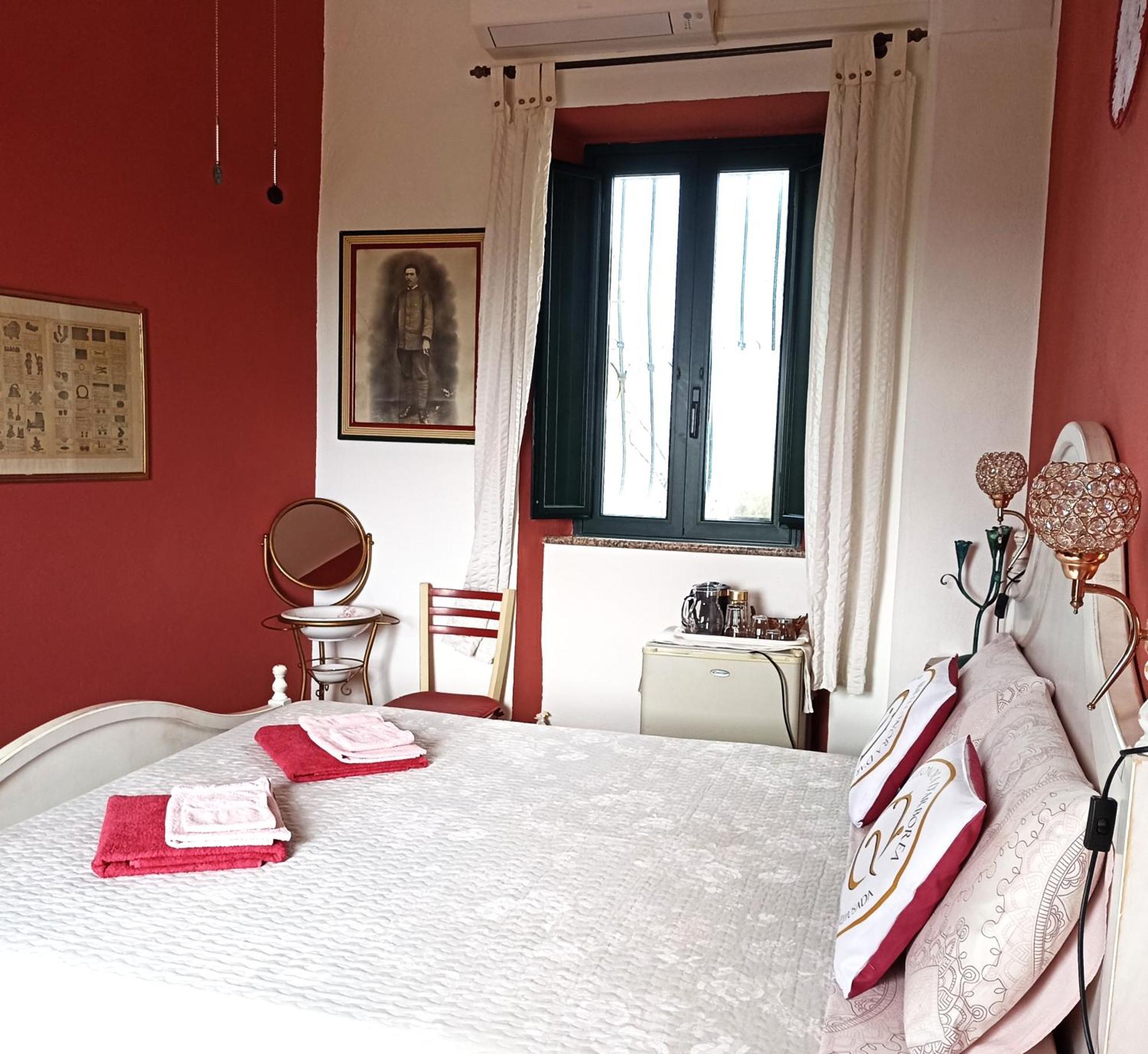 B&B Eleonora D'Arborea, Centro Storico Posada  Luaran gambar