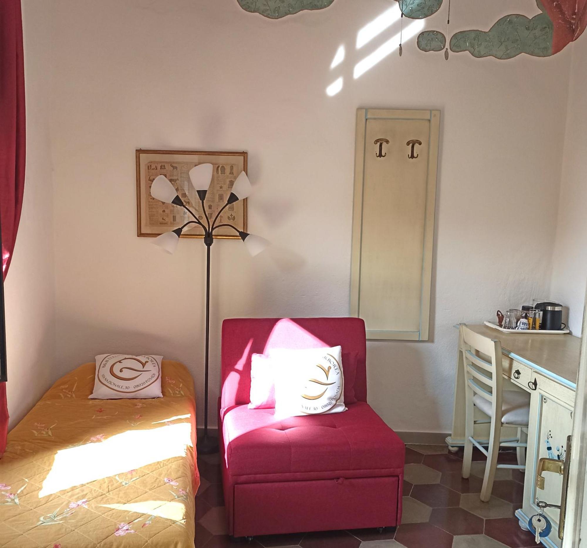 B&B Eleonora D'Arborea, Centro Storico Posada  Luaran gambar