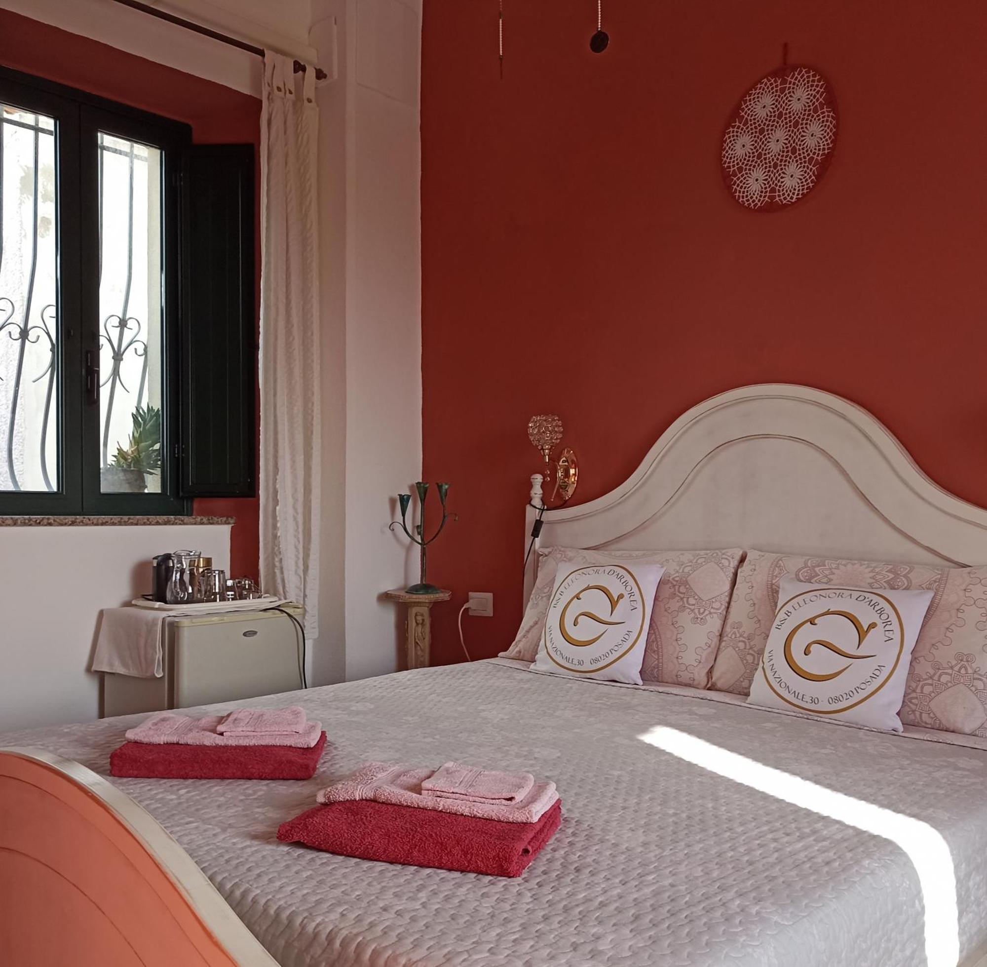 B&B Eleonora D'Arborea, Centro Storico Posada  Luaran gambar